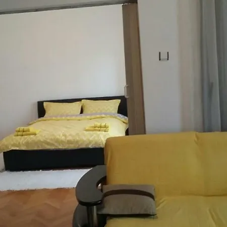Δωμάτια σε οικογενειακή κατοικία Prenociste Db *